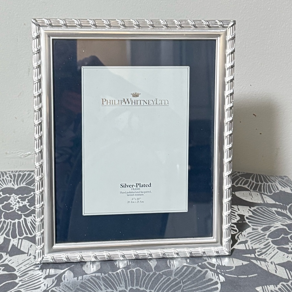 NWOT: Philip Whitney Ltd. Silver Plated Frame
